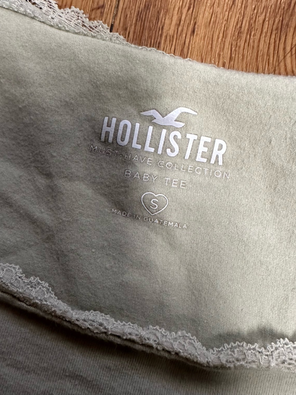 Hollister Sage Green Lace Trim Baby Tee - Picture 6 of 7